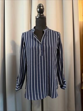 Women's Navy Vertical Stripe Long-Sleeve Shirt